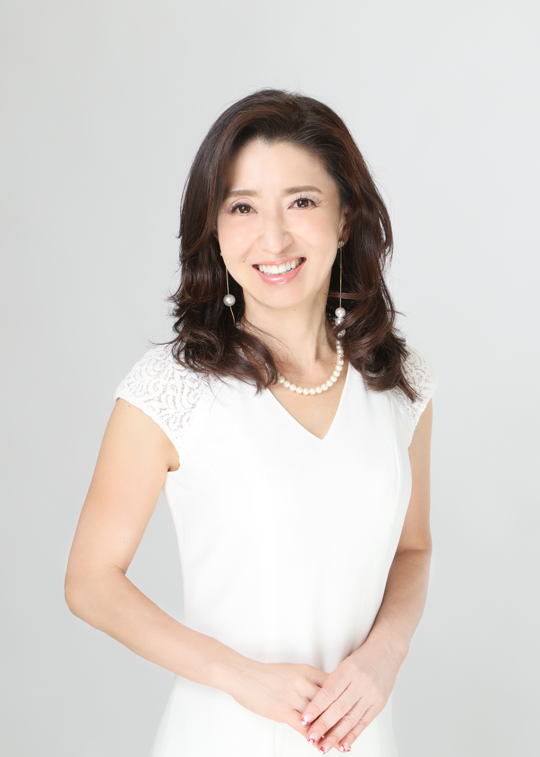 野口雅子50代バストアップ写真.jpg